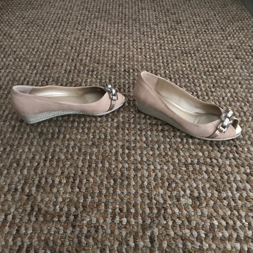 ⛔️SOLD - Alex Marie Wedge Heels sz 8.5M - Picture 3 of 8